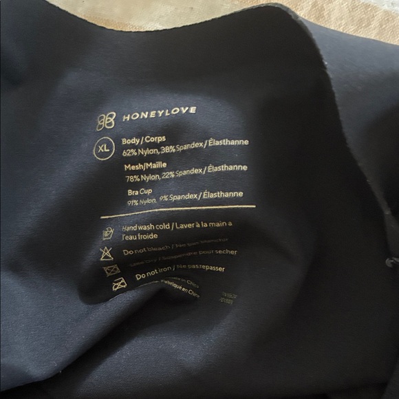 Honeylove Midnight Shapewear Camisole - Picture 3 of 3